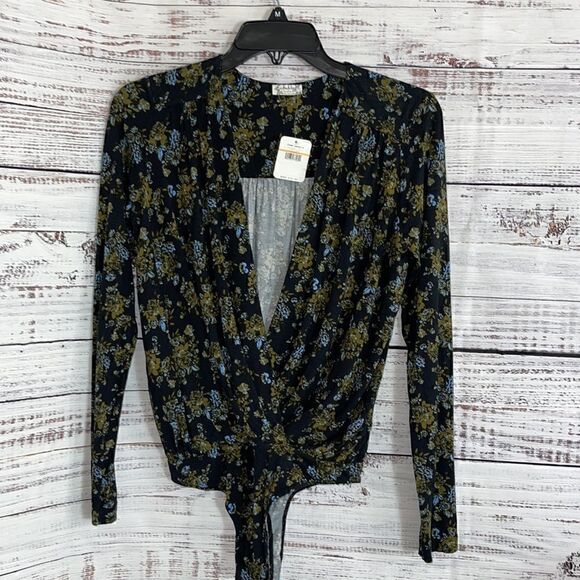 Free people bodysuit Womens Sz Small Long Sleeve Floral V Neck night combo NWT - Picture 3 of 9